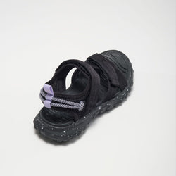 BLACK : SEASHORE Inside View