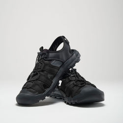 BLACK : SOLSTICE - Men Front View