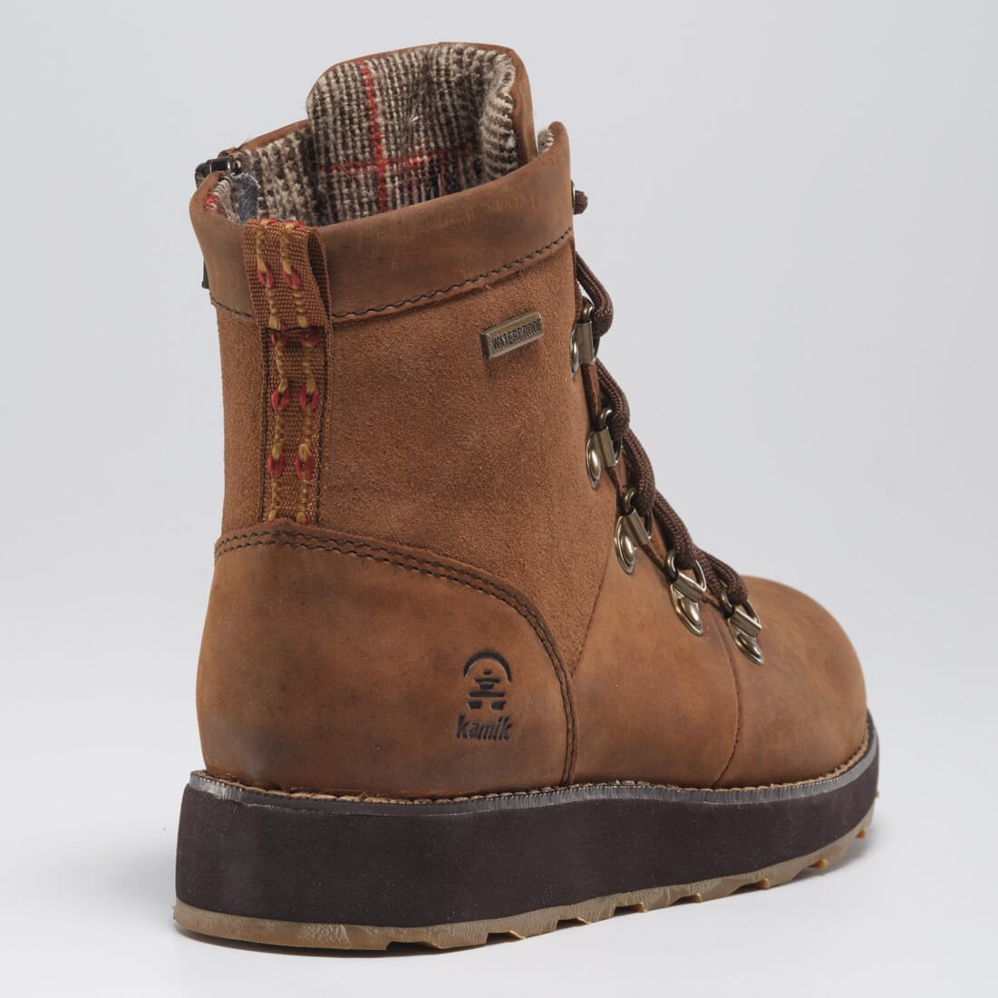 COGNAC : ARIEL LO Inside View