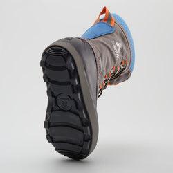 LT.GREY : CASCADE Inside View