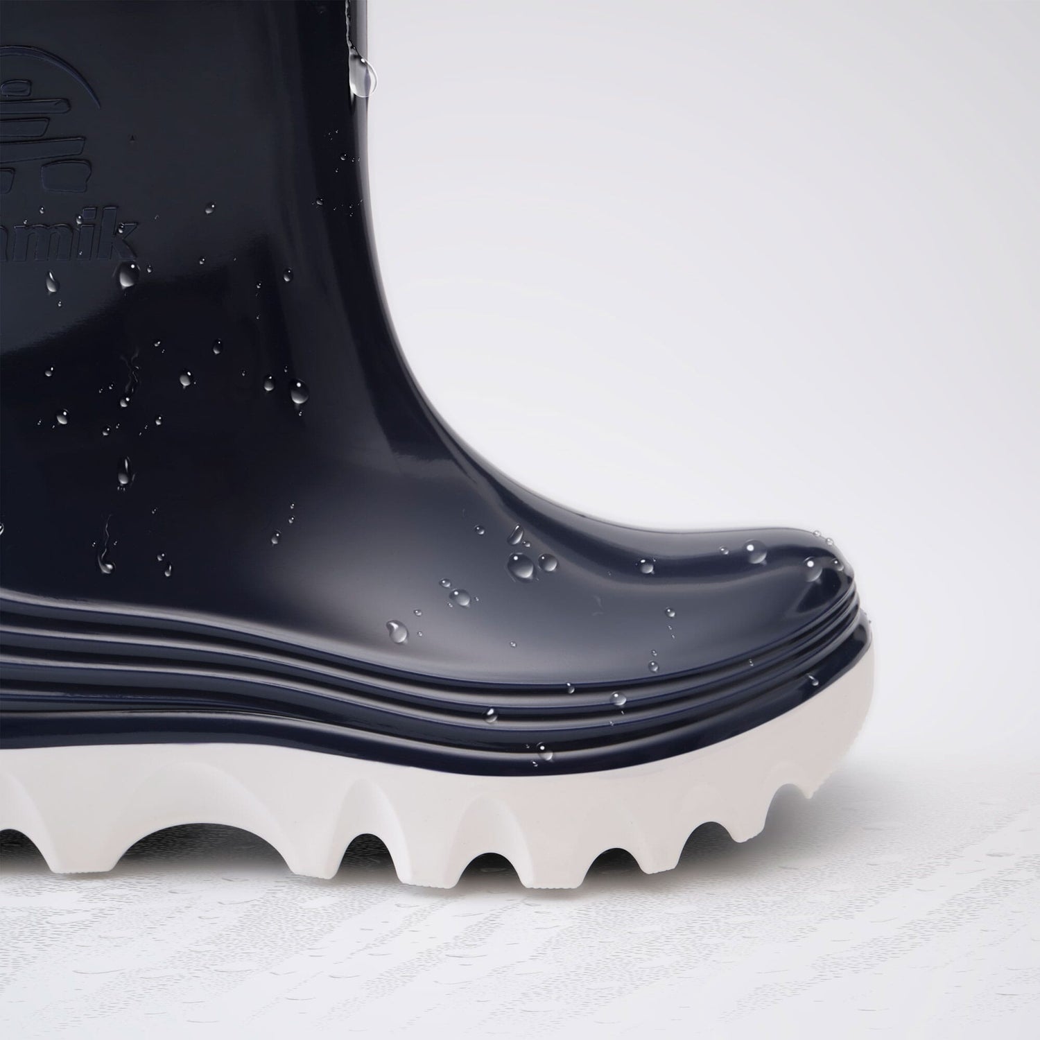 BLACK : Drizzle – Kids’ Rain Boots Front View