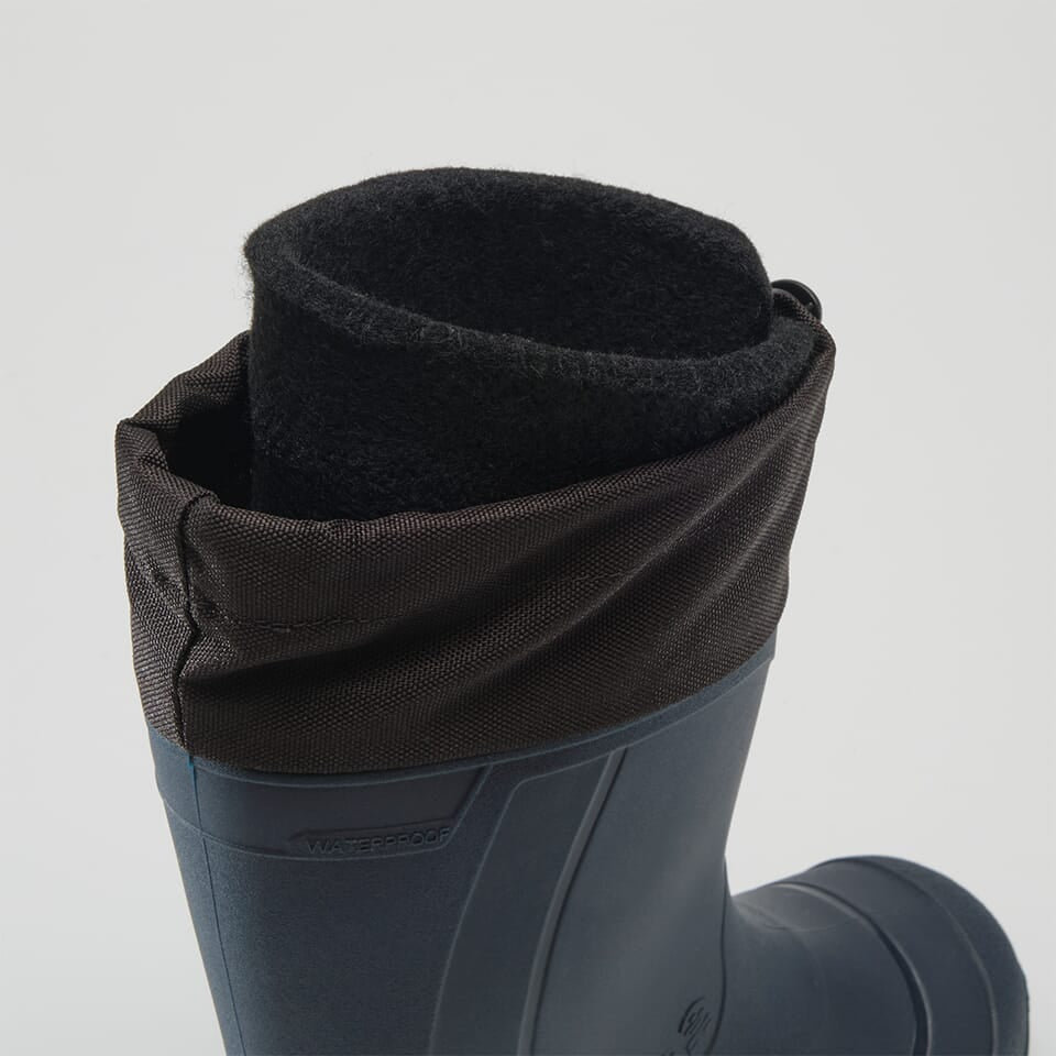 NAVY : SNOBUSTER 1 Inside View