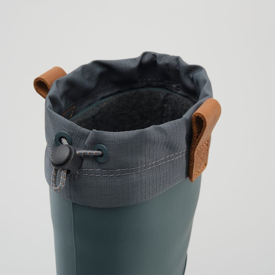 STORMY WEATHER : Women's TUNDRA Alternate View