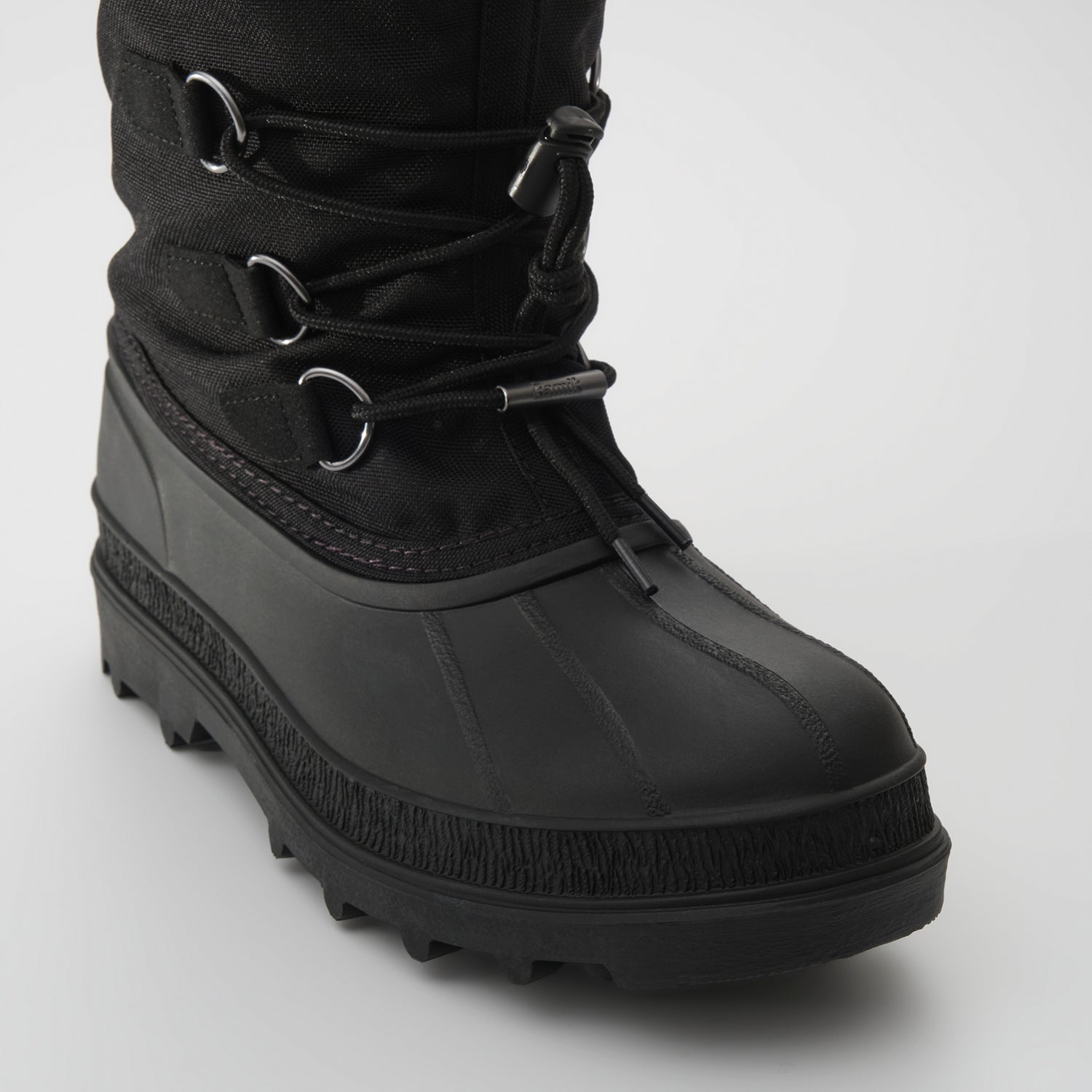 Black : Canuck Men's Winter Boots - Three-Quarter Front View
