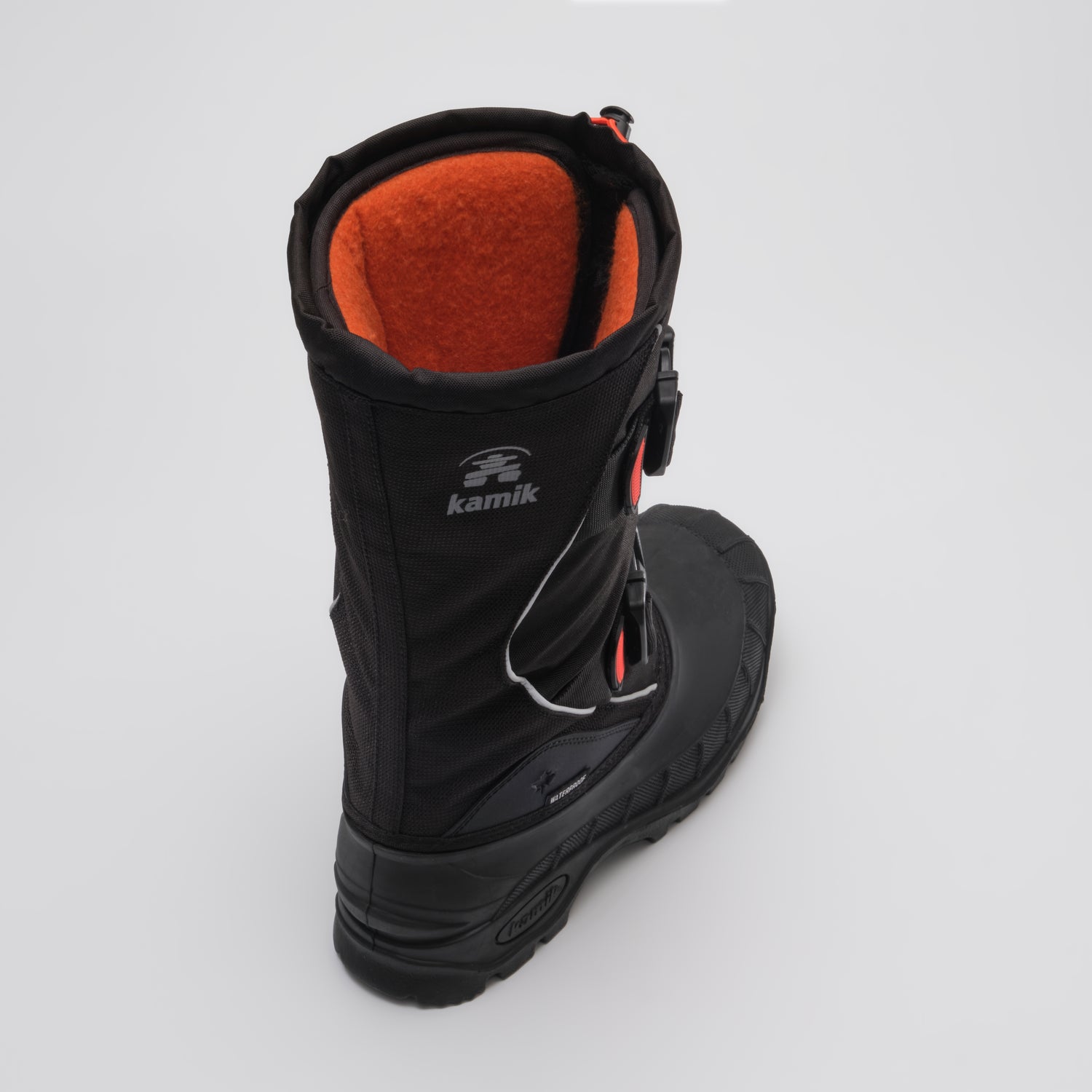 Black : Cody XT Men's Winter Boots - Three-Quarter Back View