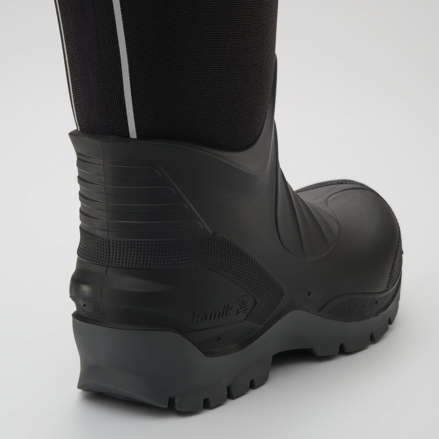 Black : Field Day Men's Work Boots - Zoom-in Back View