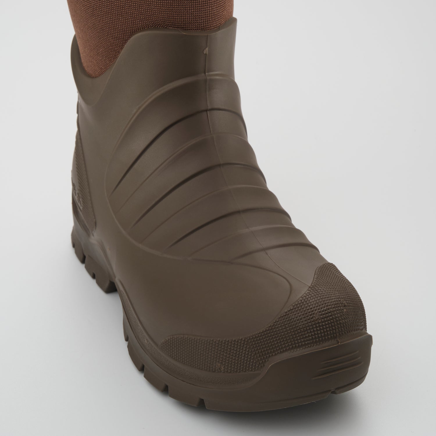 Brown : Field Day Men's Work Boots - Zoom-in Front View