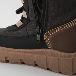 Black-Brown : Seeker F Kids Winter Boots - Close-up Side View