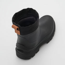 Black : Tundra Mid Men's Winter Boots - Three-Quarter Back View