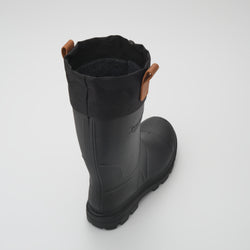 Black : Tundra Men's Winter Boots - Three-Quarter Back View