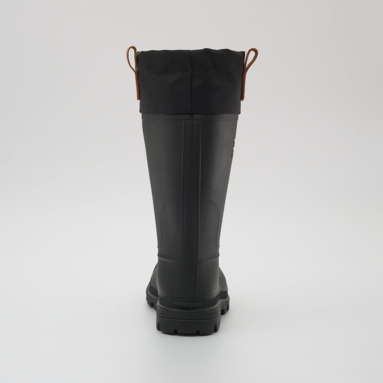 Black : Tundra Men's Winter Boots - Back View
