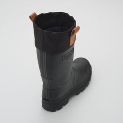 Black : Tundra Women's Winter Boots - Three-Quarter Back View