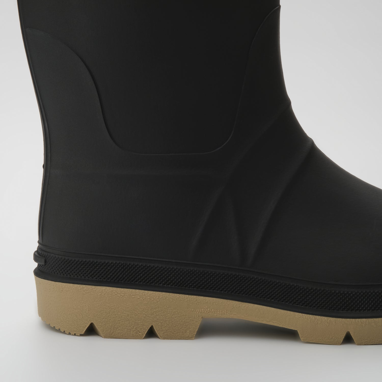 Black-Crepe : Work Horse Pro Men's Work Boots - Close-up Side View