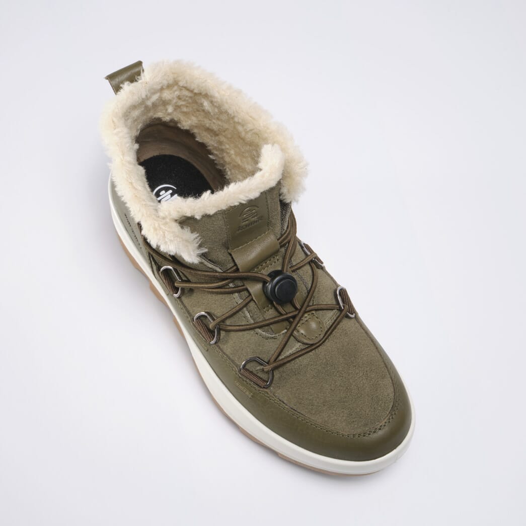 DARK OLIVE : SEAT : https://ouserace.sirv.com/2024%20Winter/PRODUCT%20ANGLES/W_CELESTELO_DOL/W_CELESTELO_DOL-05.jpg
