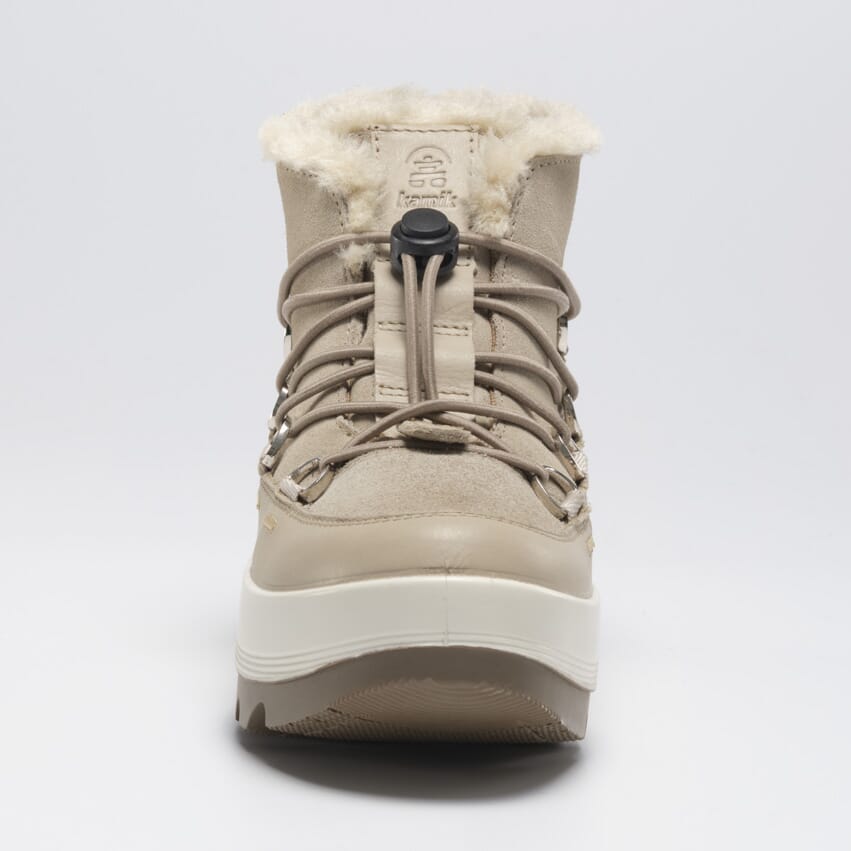 LIGHT TAUPE : CELESTE LO Inside View