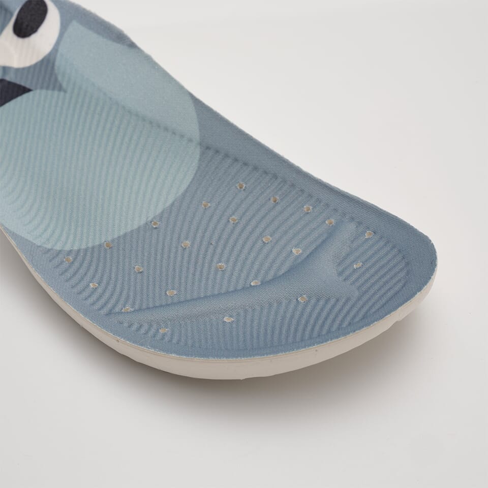 NAVY : Nova X Cécile Gariépy Insoles: Colorful Comfort for Your Every Step Secondary Alternate View