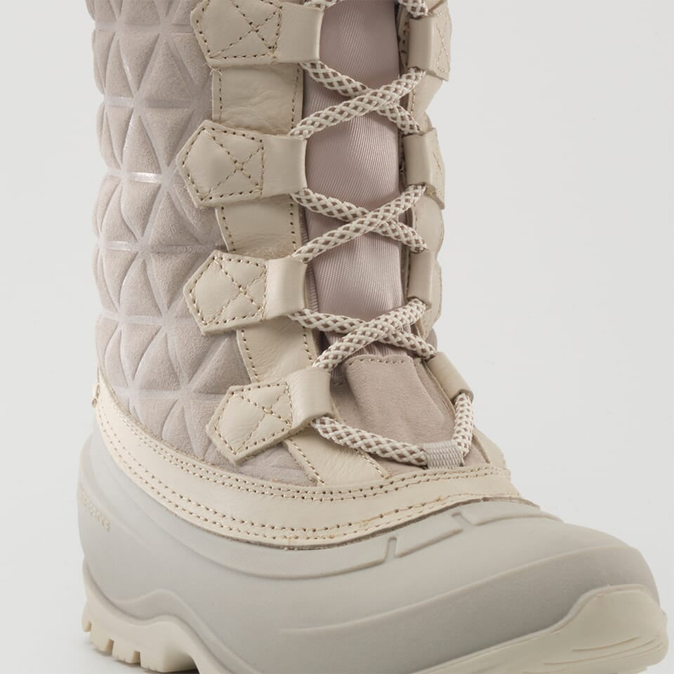 OFF WHITE : SNOVALLEY 6 Front View